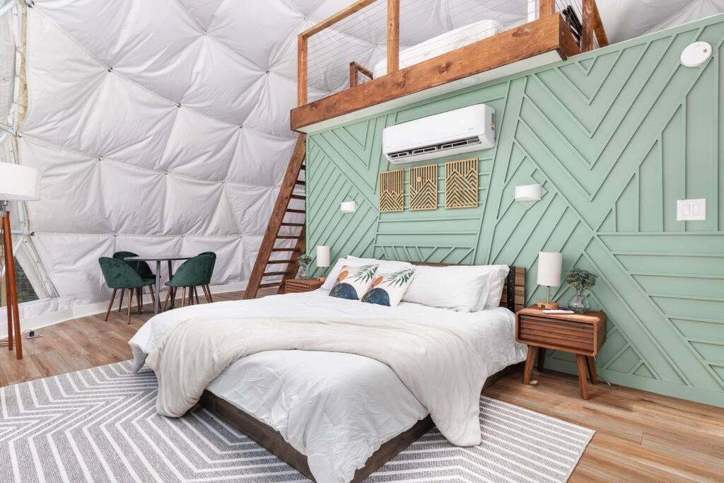 לוראיי Dream Dome - Romantic Getaway, Hot Tub, Ac, Wifi, National Park 8 Min מראה חיצוני תמונה