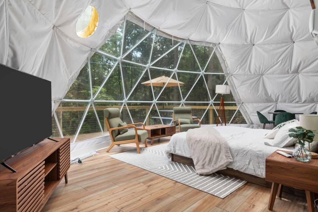 לוראיי Dream Dome - Romantic Getaway, Hot Tub, Ac, Wifi, National Park 8 Min מראה חיצוני תמונה